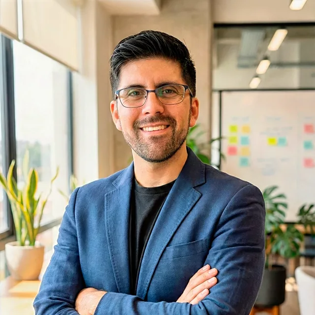 Diego Cortés - Instructor Principal